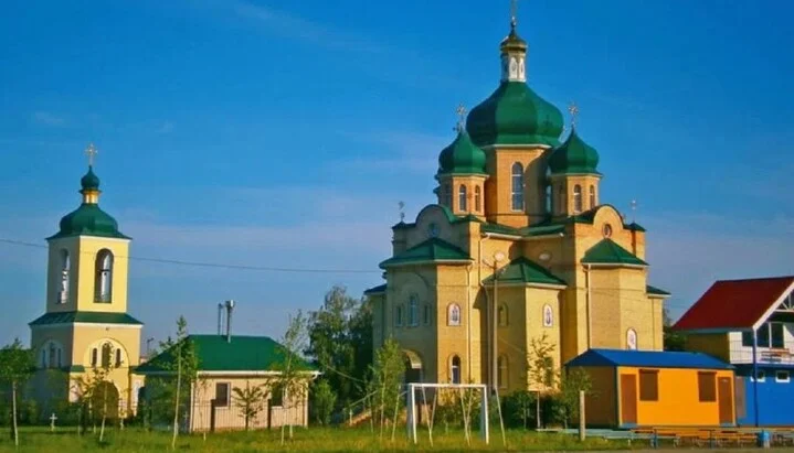 Сторонники ПЦУ захватили храм УПЦ в Киевской области