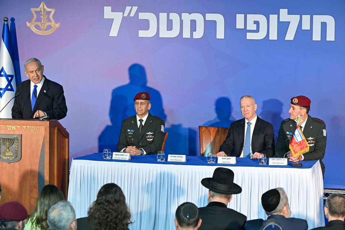 Нетаньяху: бороться за мир, наращивать военную мощь