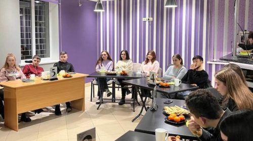 Адвентисты и молодежь Молдовы обсудили проблему выбора