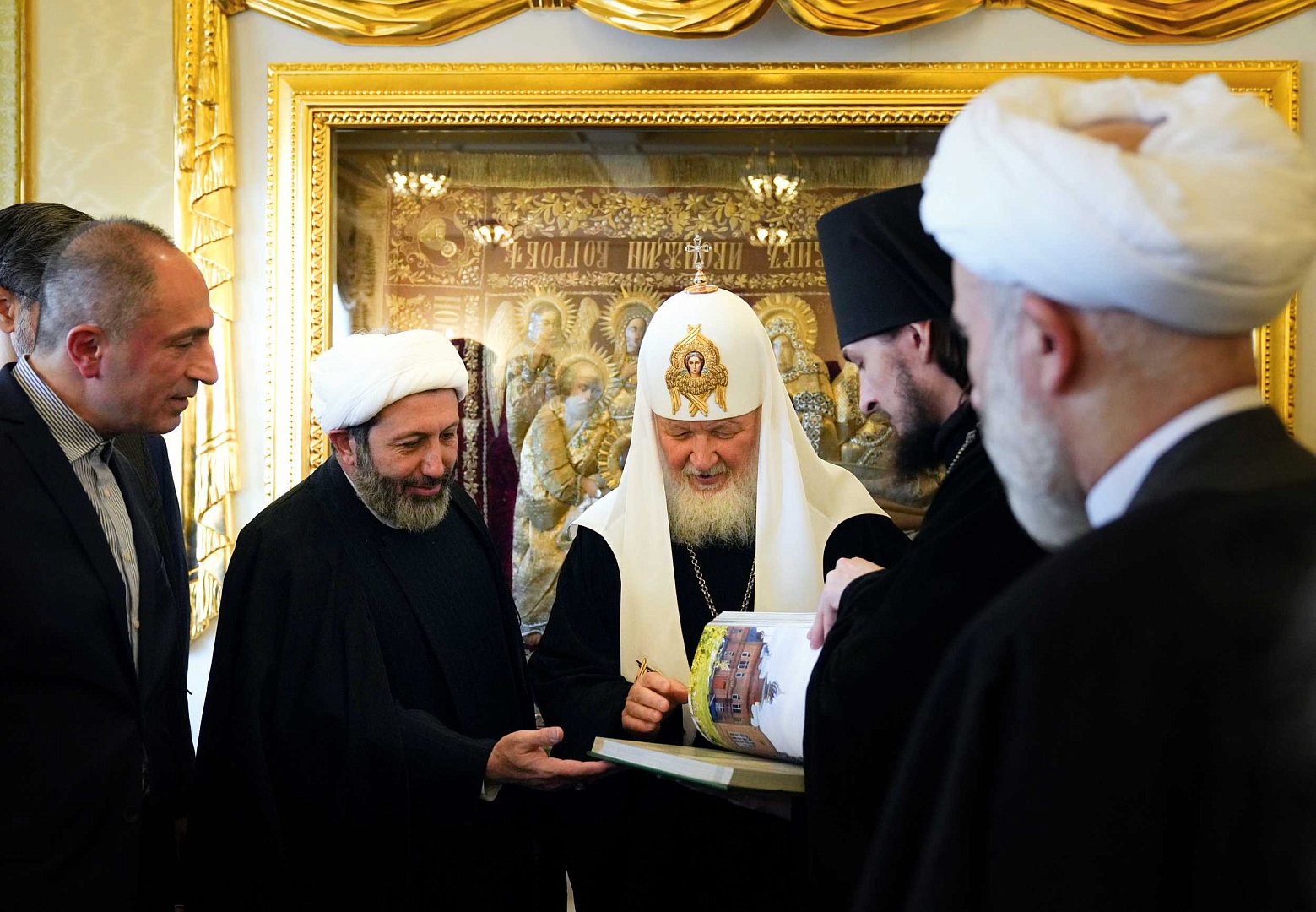 Иран и Россия могут создать совет религиозных лидеров