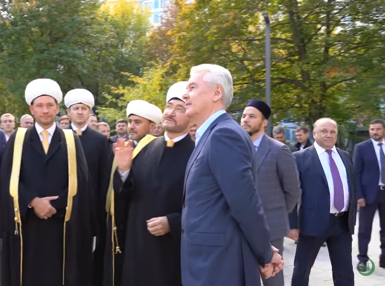 Гайнутдин отказался от мечети в Москве на Святом озере