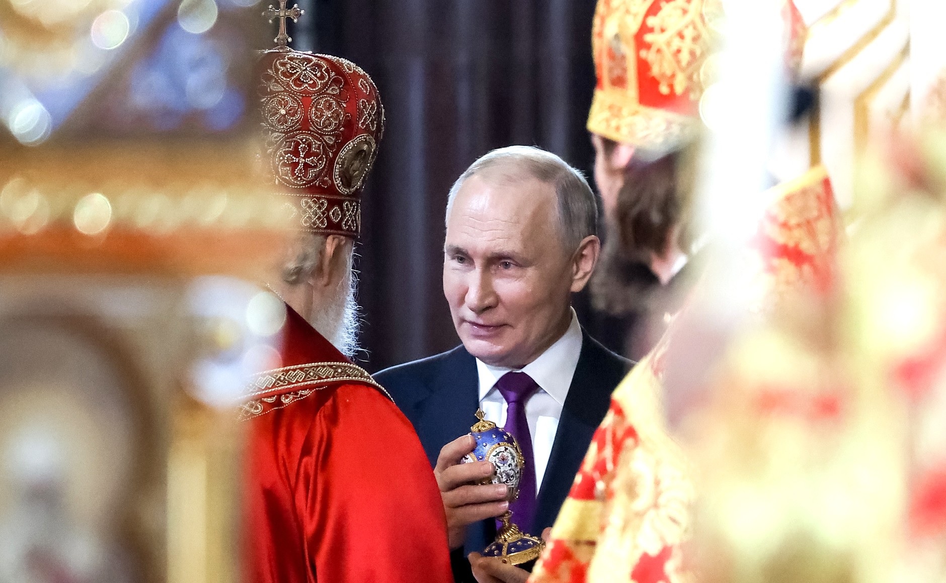 Патриарх Кирилл заверил: Путин не отдает ему приказов