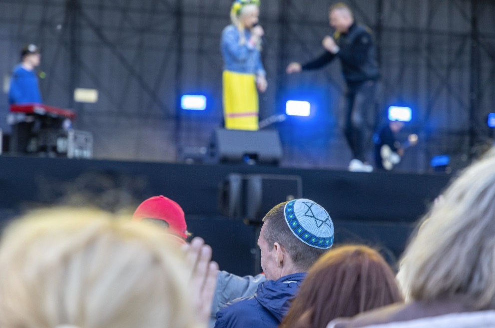 На Певческом поле в Таллинне прошла «Молитва за Украину»