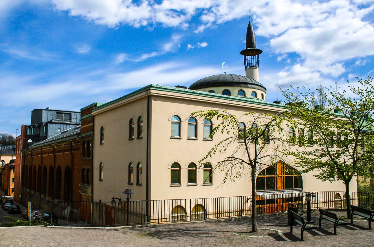В Швеции сожгли Коран в Курбан-байрам