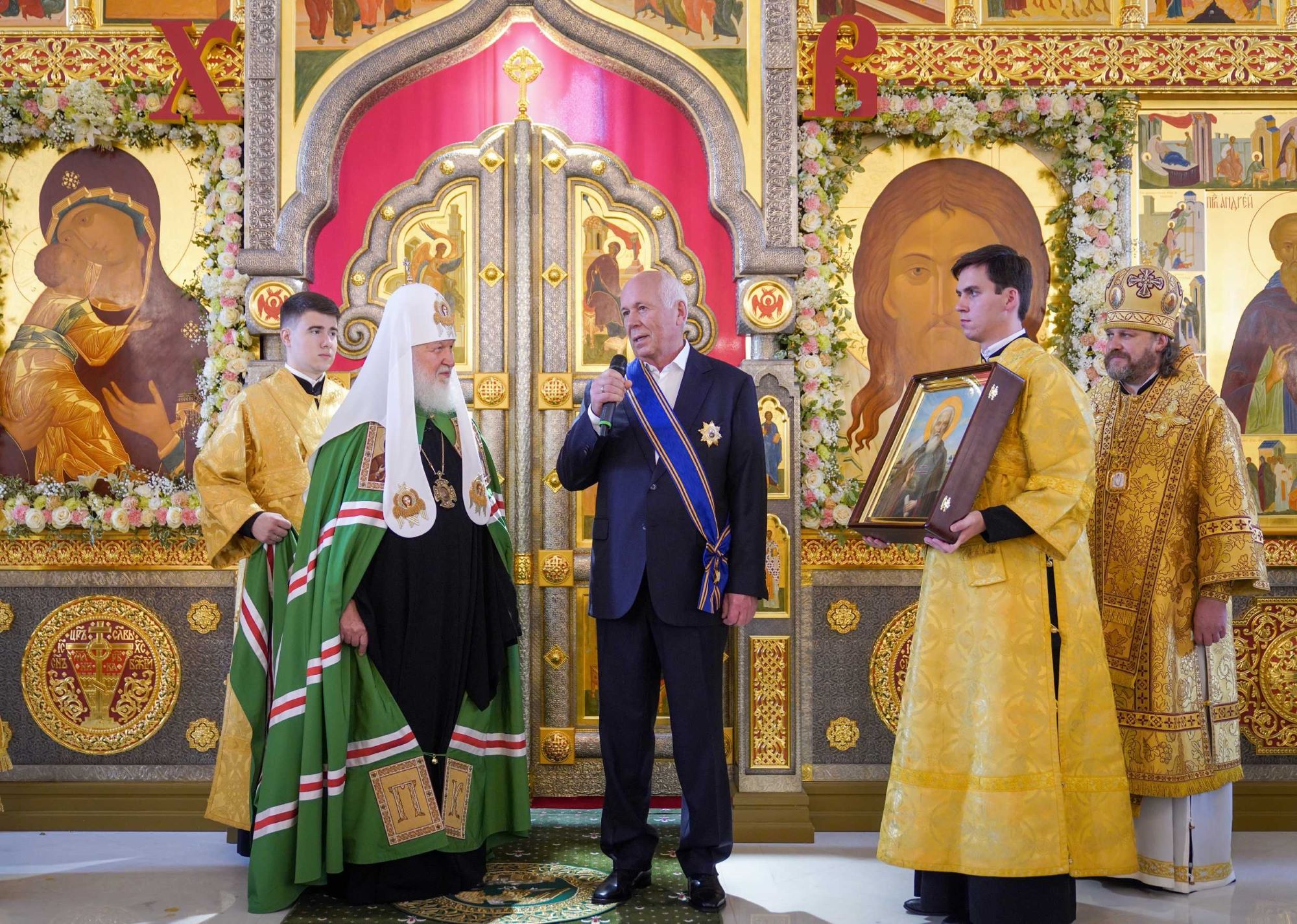 Терпение и мужество помогают бойцам СВО - патриарх Кирилл