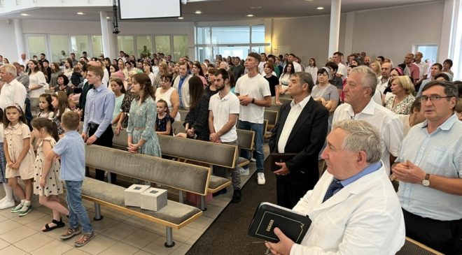 МВД РФ объявило в розыск баптиста Юрия Сипко