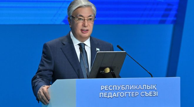 Токаев: принцип светского государства обязателен в школах Казахстана