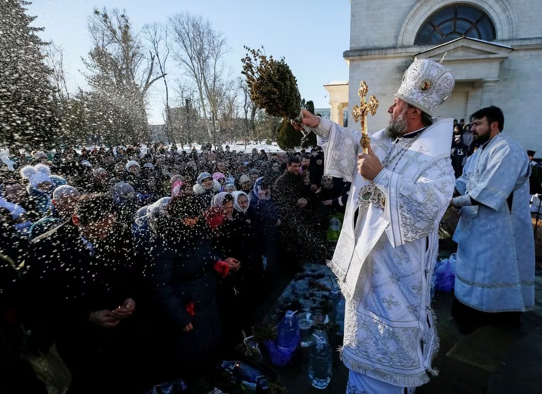 Православная церковь Молдовы сохраняет связь с Россией