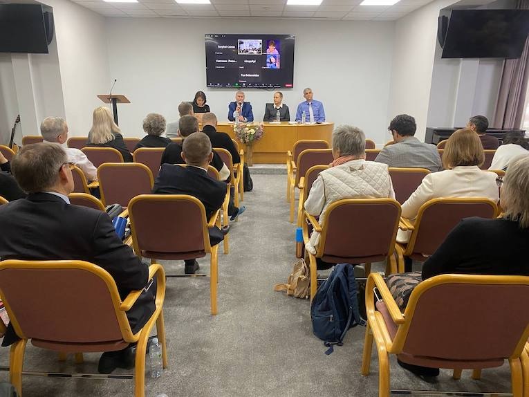 Служителей в сфере здоровья собрали в Москве адвентисты