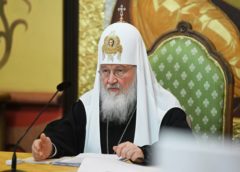 Против РФ применяли религиозный и национальный фактор — патриарх