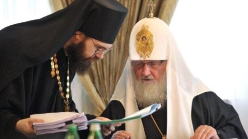 В РПЦ против принятия мигрантов в школы без знания русского