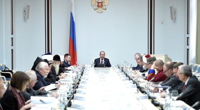 Путин отметил грамотами и благодарностью религиозных деятелей