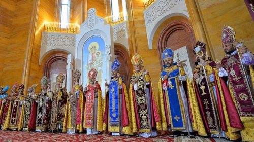 В Армянской церкви опровергли отсутствие у нее устава